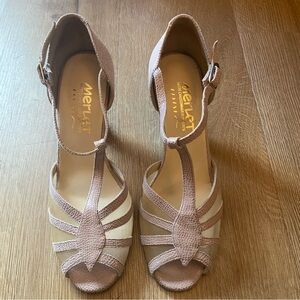 Merelt suede bottom dance 2 in heels